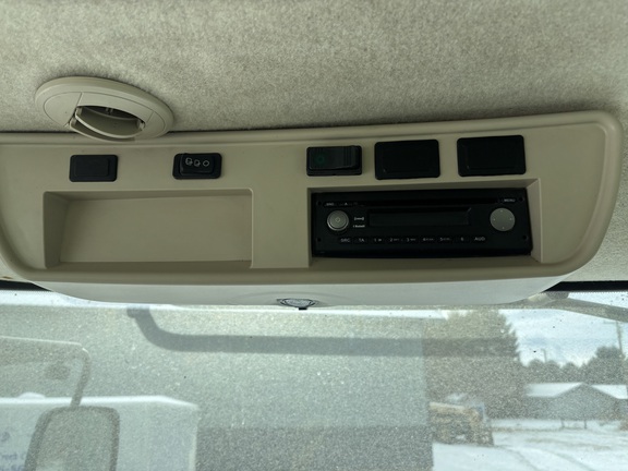 2015 John Deere 7210R Tractor