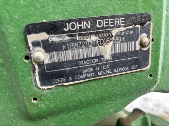 2015 John Deere 7210R Tractor