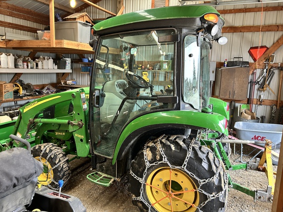 2014 John Deere 3046R Tractor Compact