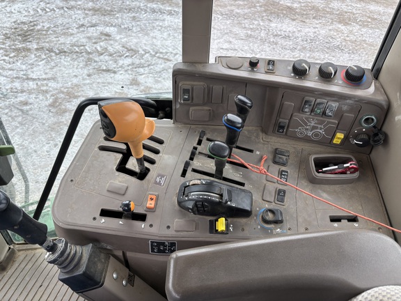 2016 John Deere 6175M Tractor