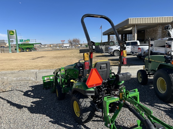 2022 John Deere 1023E Tractor Compact