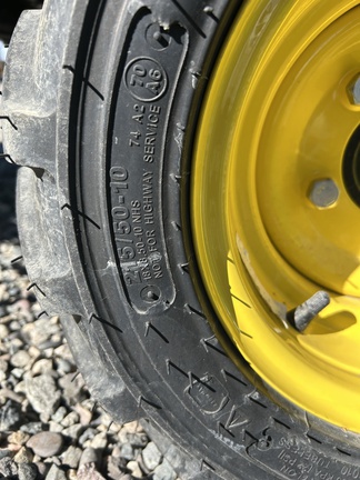 2022 John Deere 1023E Tractor Compact