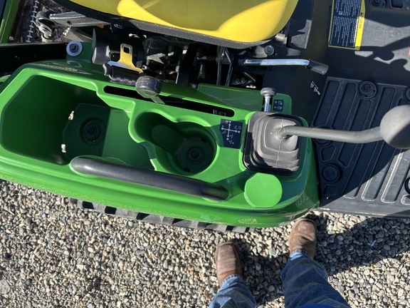 2022 John Deere 1023E Tractor Compact