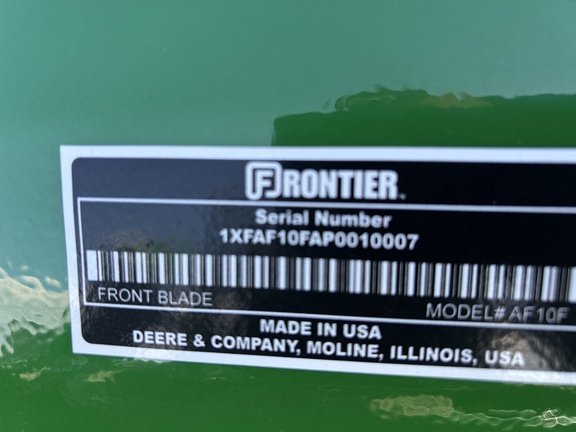 2022 John Deere 1023E Tractor Compact