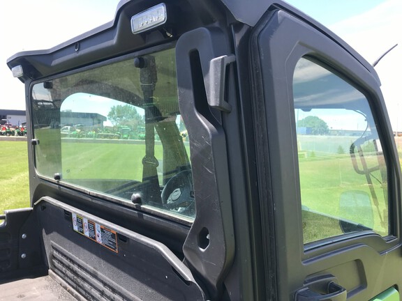 2022 John Deere XUV 865M ATV