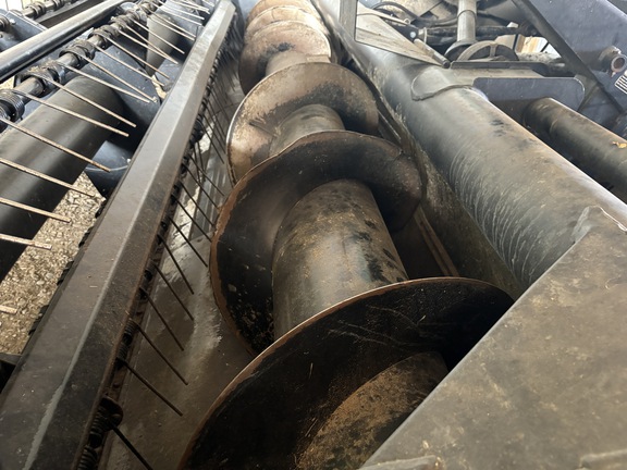 1999 MacDon 2930 Windrower