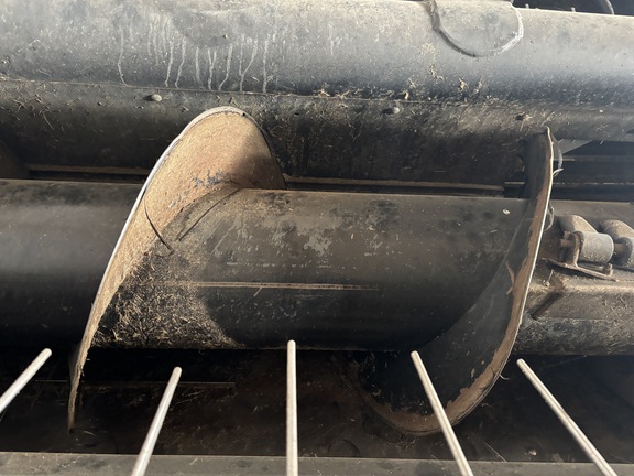 1999 MacDon 2930 Windrower