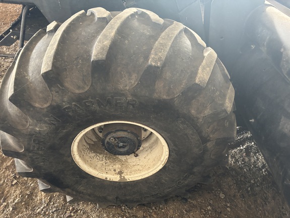 1999 MacDon 2930 Windrower