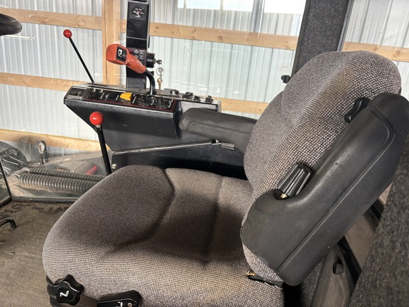 1999 MacDon 2930 Windrower