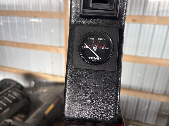 1999 MacDon 2930 Windrower