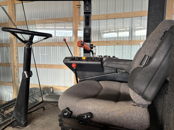 1999 MacDon 2930 Windrower