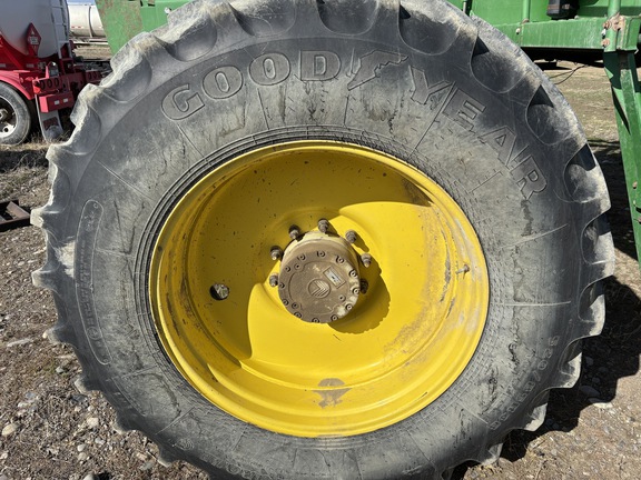 2001 John Deere 4710 Sprayer/High Clearance