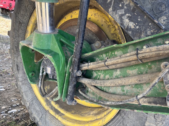 2001 John Deere 4710 Sprayer/High Clearance