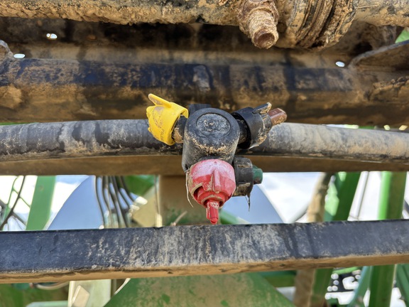 2001 John Deere 4710 Sprayer/High Clearance