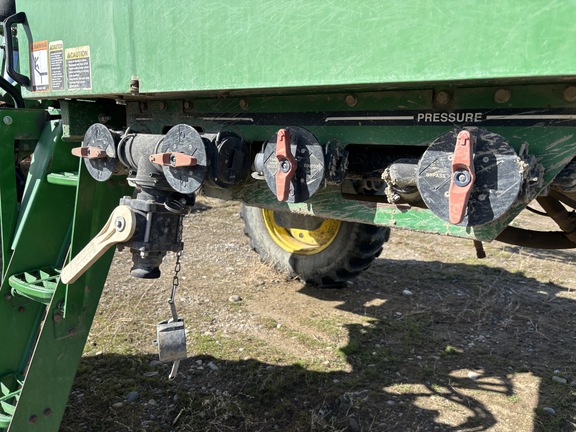 2001 John Deere 4710 Sprayer/High Clearance