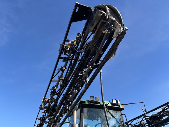 2001 John Deere 4710 Sprayer/High Clearance