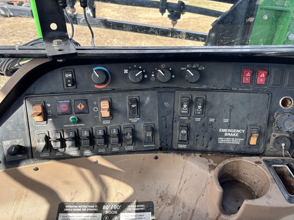 2001 John Deere 4710 Sprayer/High Clearance