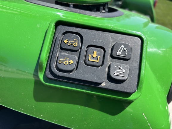 2024 John Deere 4066R Tractor Compact