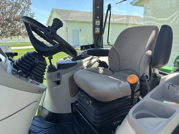 2024 John Deere 4066R Tractor Compact