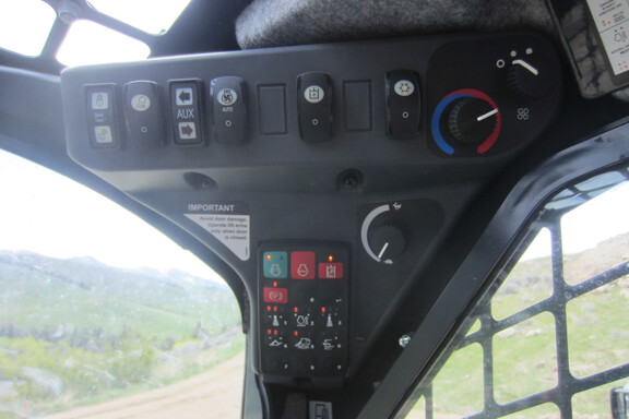 2024 John Deere 325G Compact Track Loader