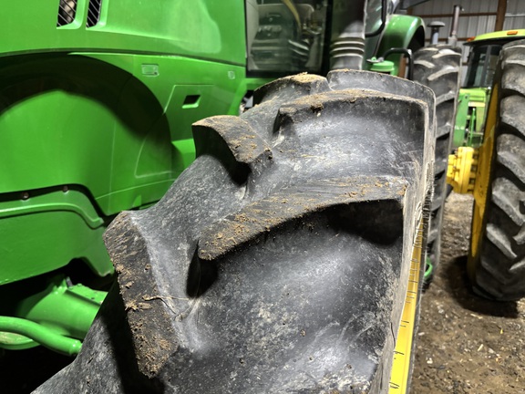 2012 John Deere 7215R Tractor