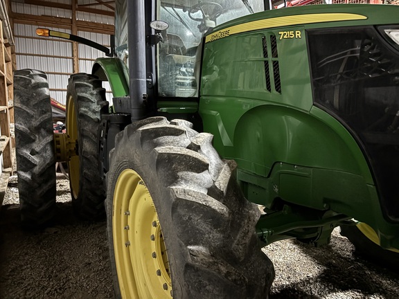 2012 John Deere 7215R Tractor