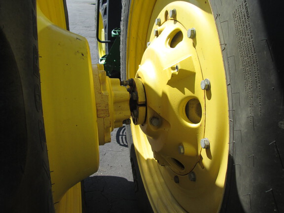 2012 John Deere 7215R Tractor