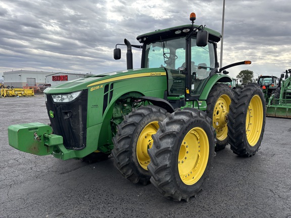 2013 John Deere 8235R Tractor
