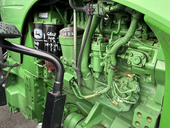 2013 John Deere 8235R Tractor