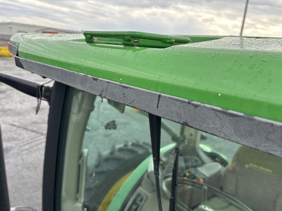 2013 John Deere 8235R Tractor