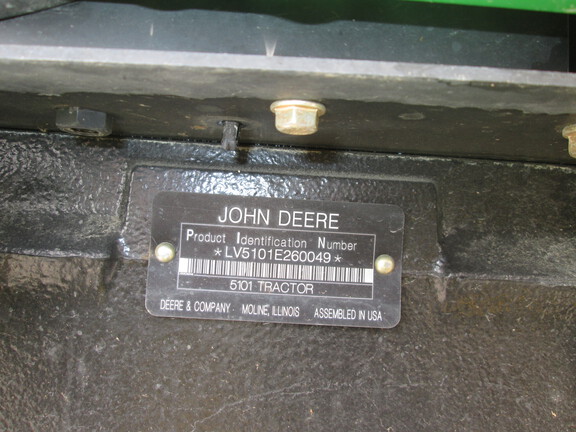 2010 John Deere 5101E Tractor