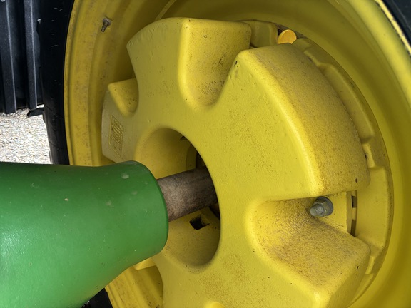 2013 John Deere 7260R Tractor