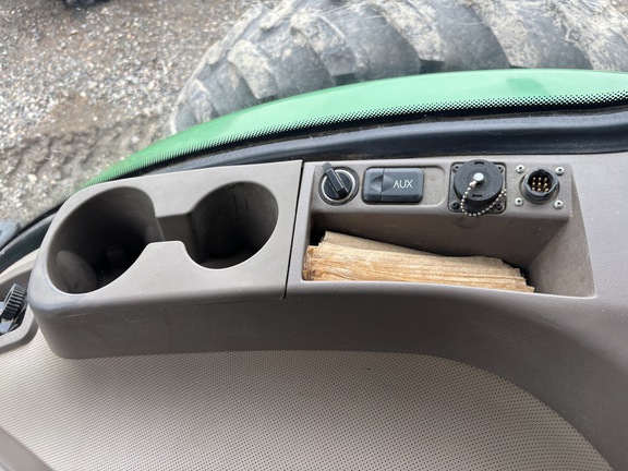 2013 John Deere 7260R Tractor