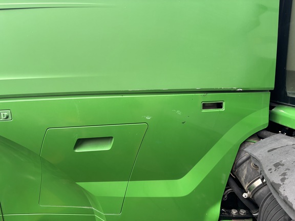 2013 John Deere 7260R Tractor