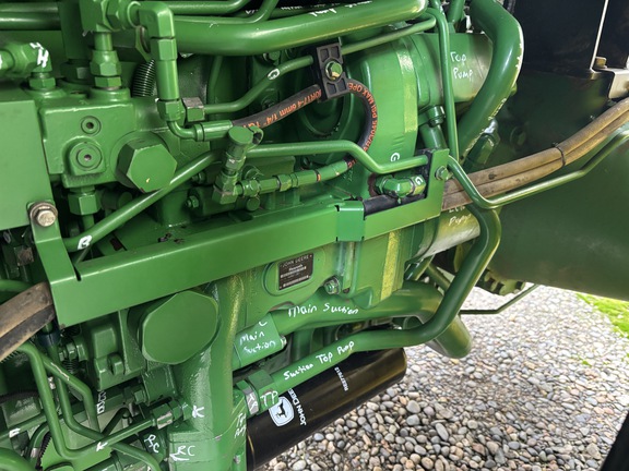 2013 John Deere 7260R Tractor