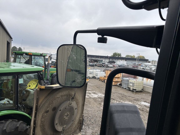2013 John Deere 7260R Tractor
