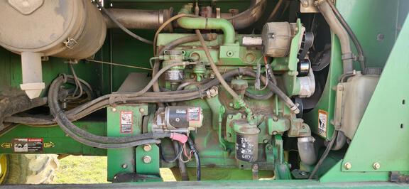 2008 John Deere 4895 Windrower