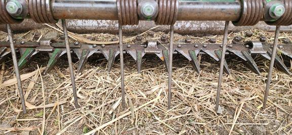 2008 John Deere 4895 Windrower