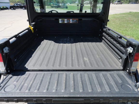 2023 John Deere XUV 835R ATV