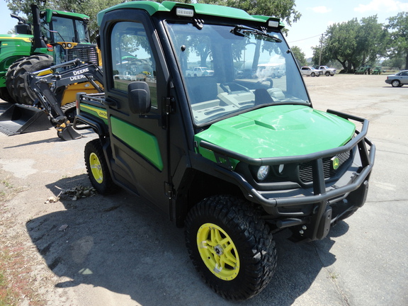 2023 John Deere XUV 835R ATV