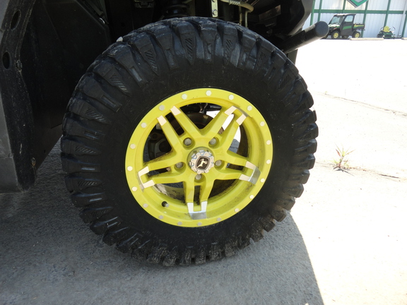 2023 John Deere XUV 835R ATV