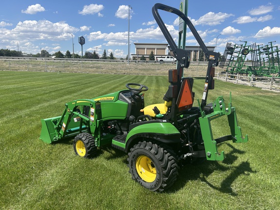 2018 John Deere 1025R Tractor Compact