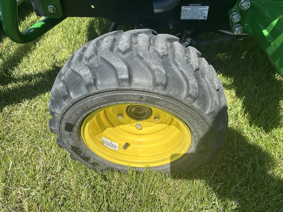 2018 John Deere 1025R Tractor Compact