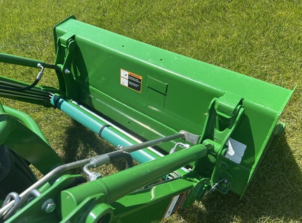 2018 John Deere 1025R Tractor Compact