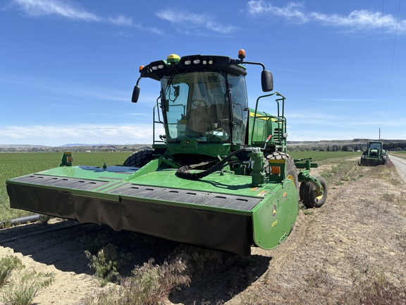 2020 John Deere W235 Windrower
