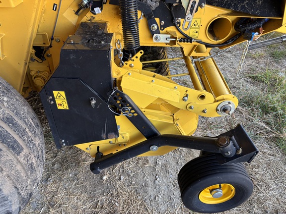 2023 New Holland Rollbelt 560 Baler/Round