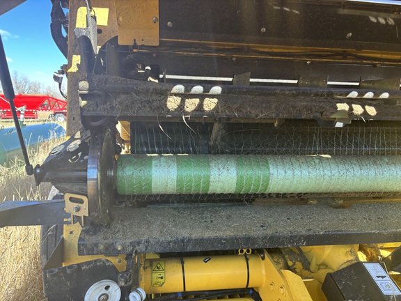 2022 New Holland Rollbelt 560 Baler/Round