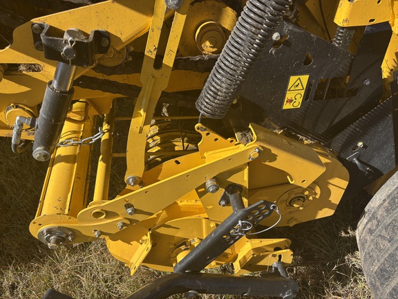 2022 New Holland Rollbelt 560 Baler/Round