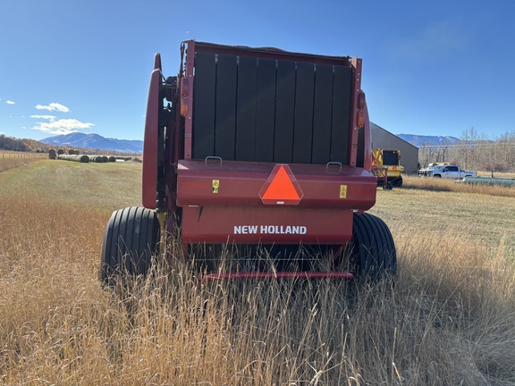 2021 New Holland Rollbelt 560 Baler/Round
