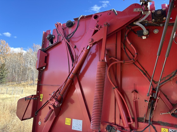 2021 New Holland Rollbelt 560 Baler/Round